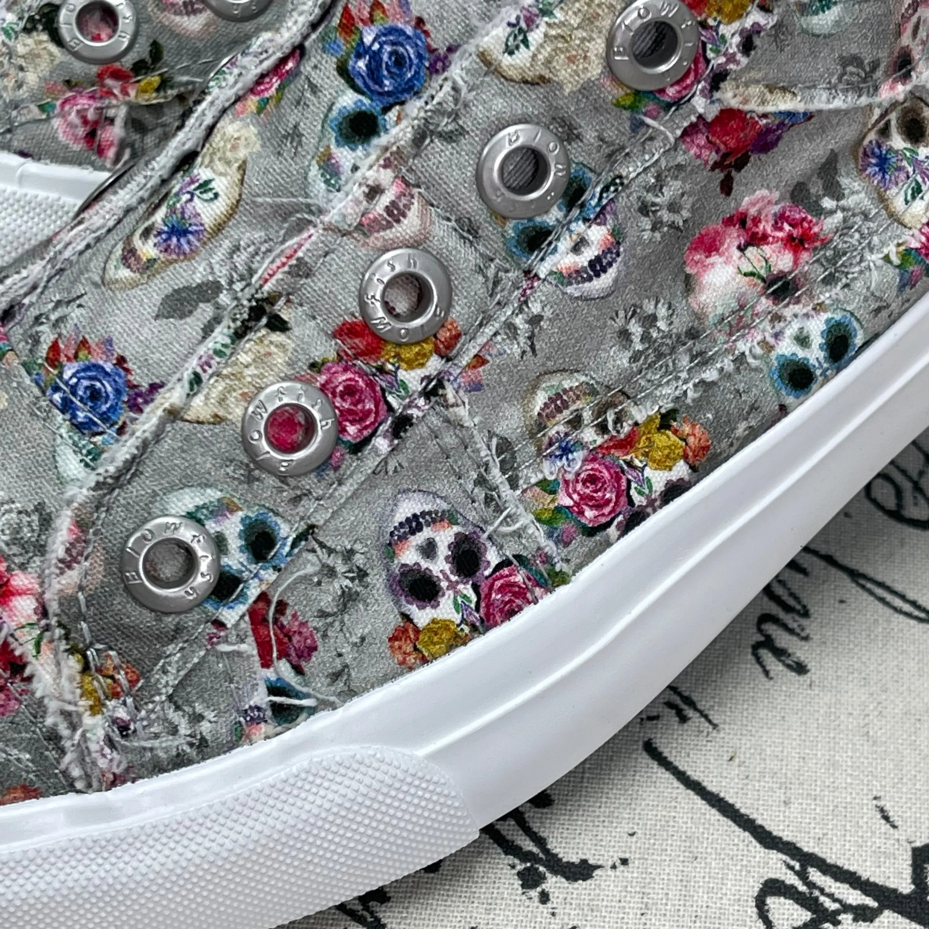 Blowfish Play Gray Sugarskull Sneaker