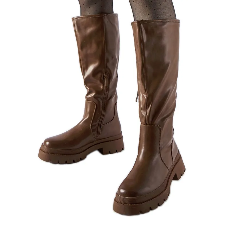 Brown classic Christien boots