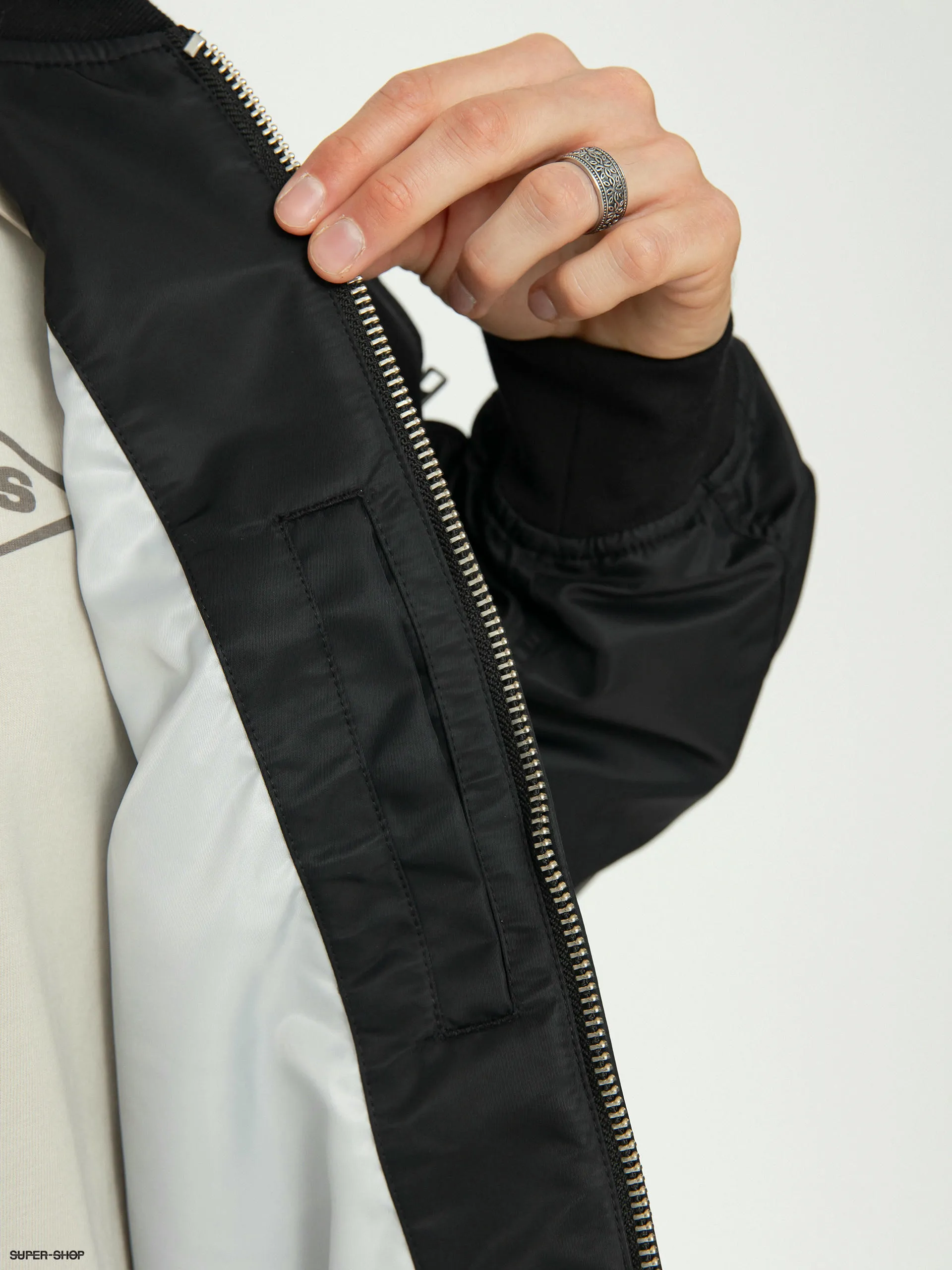 Carhartt WIP Otley Bomber Jacket (black)