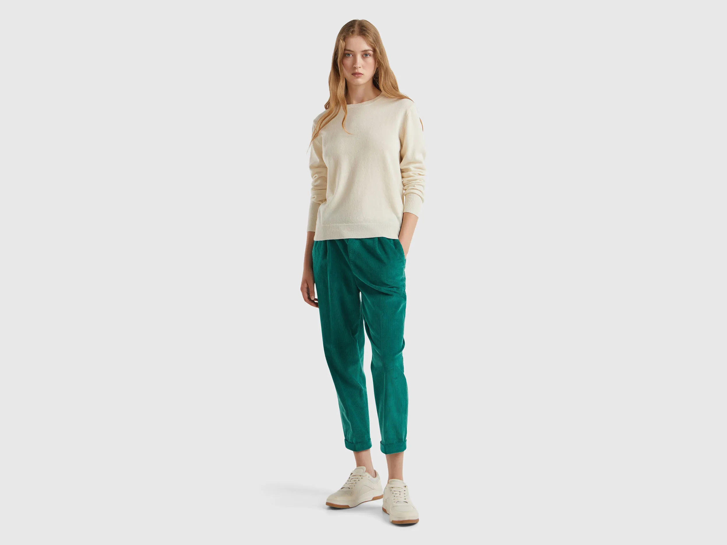 Cream crew neck sweater in Merino wool - Creamy White | Benetton