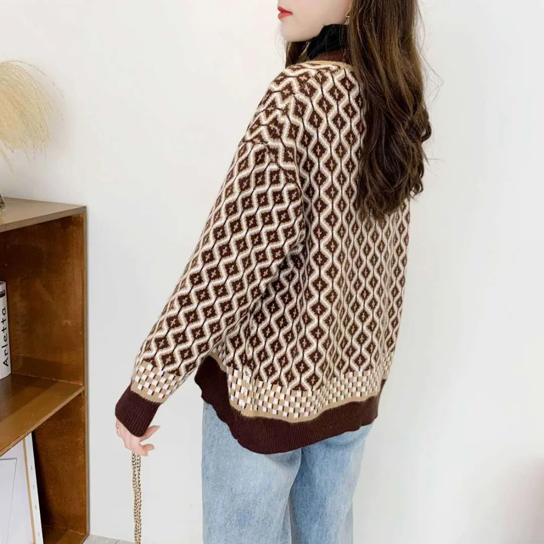 Diamond pattern sweater