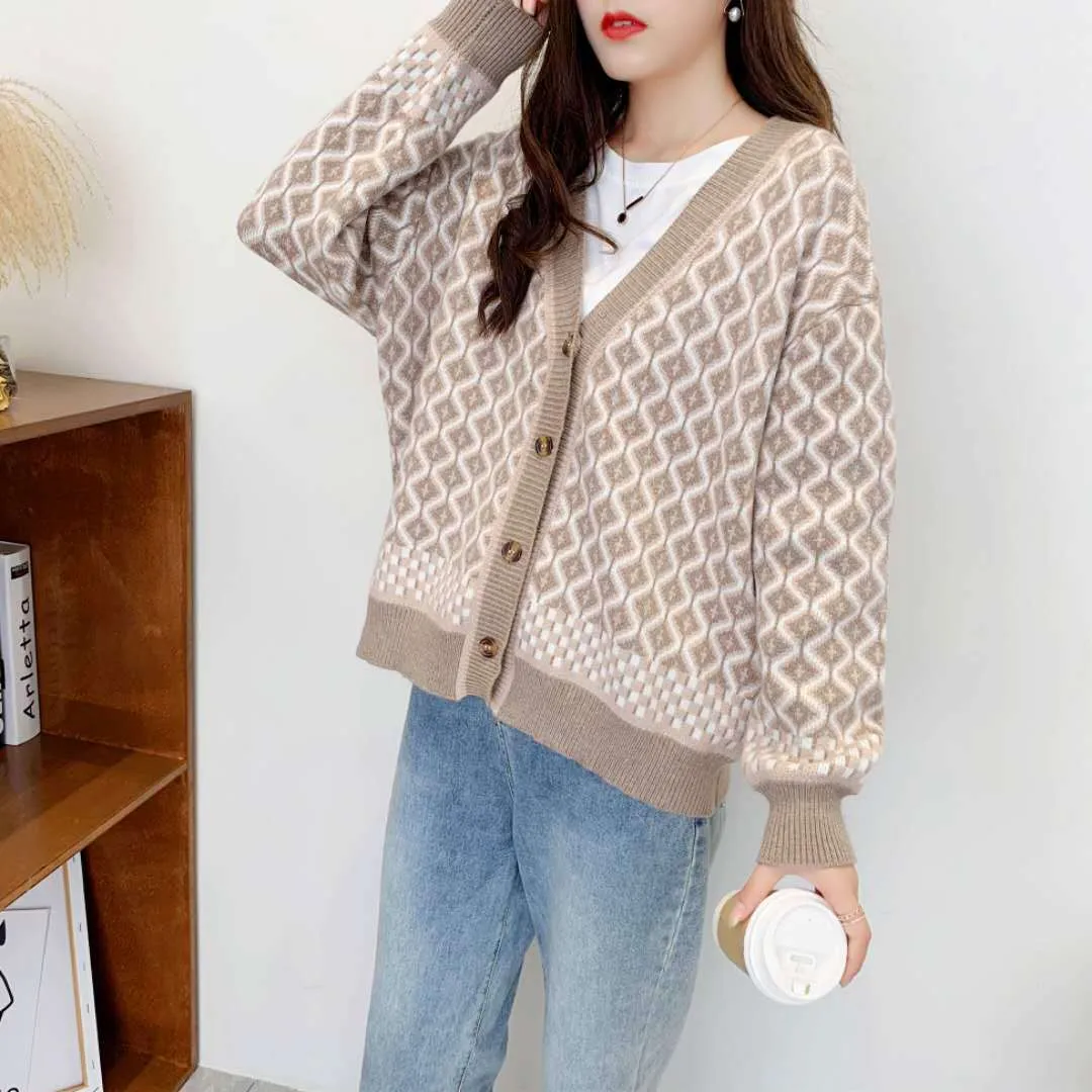 Diamond pattern sweater