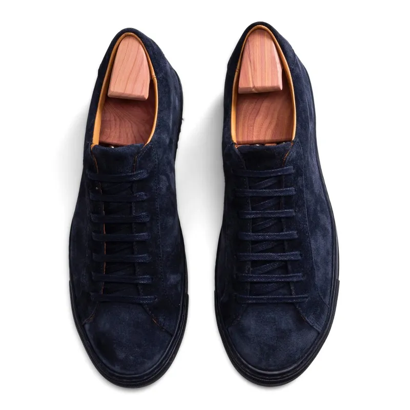 Skolyx Premium sneaker in navy suede with navy sole