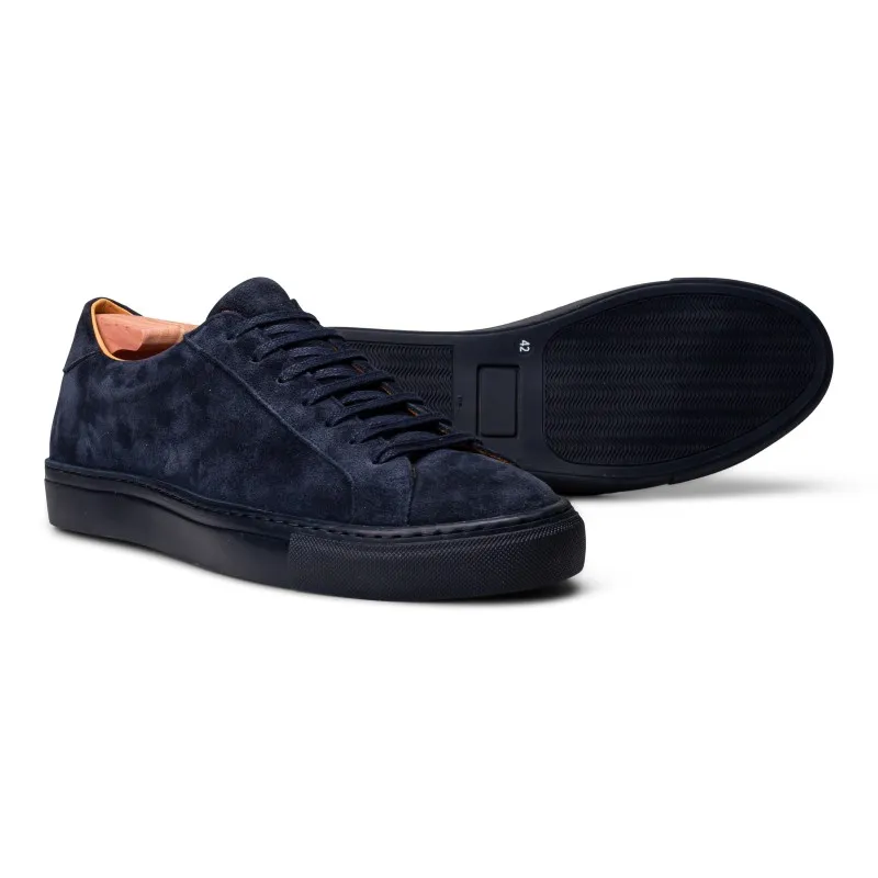 Skolyx Premium sneaker in navy suede with navy sole