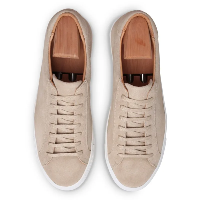 Skolyx Premium sneaker in sand suede