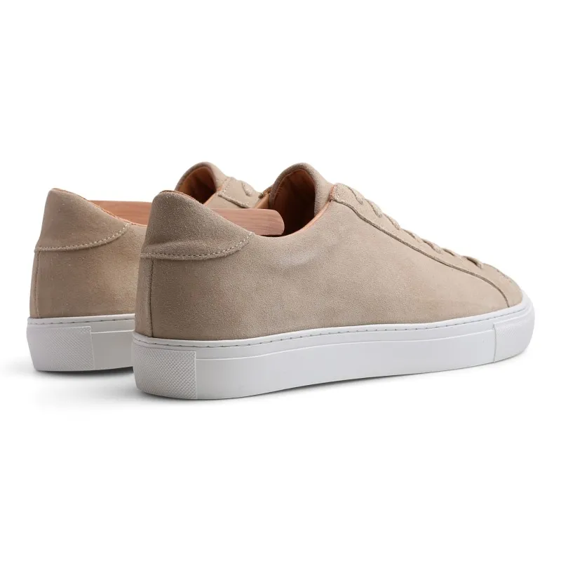 Skolyx Premium sneaker in sand suede