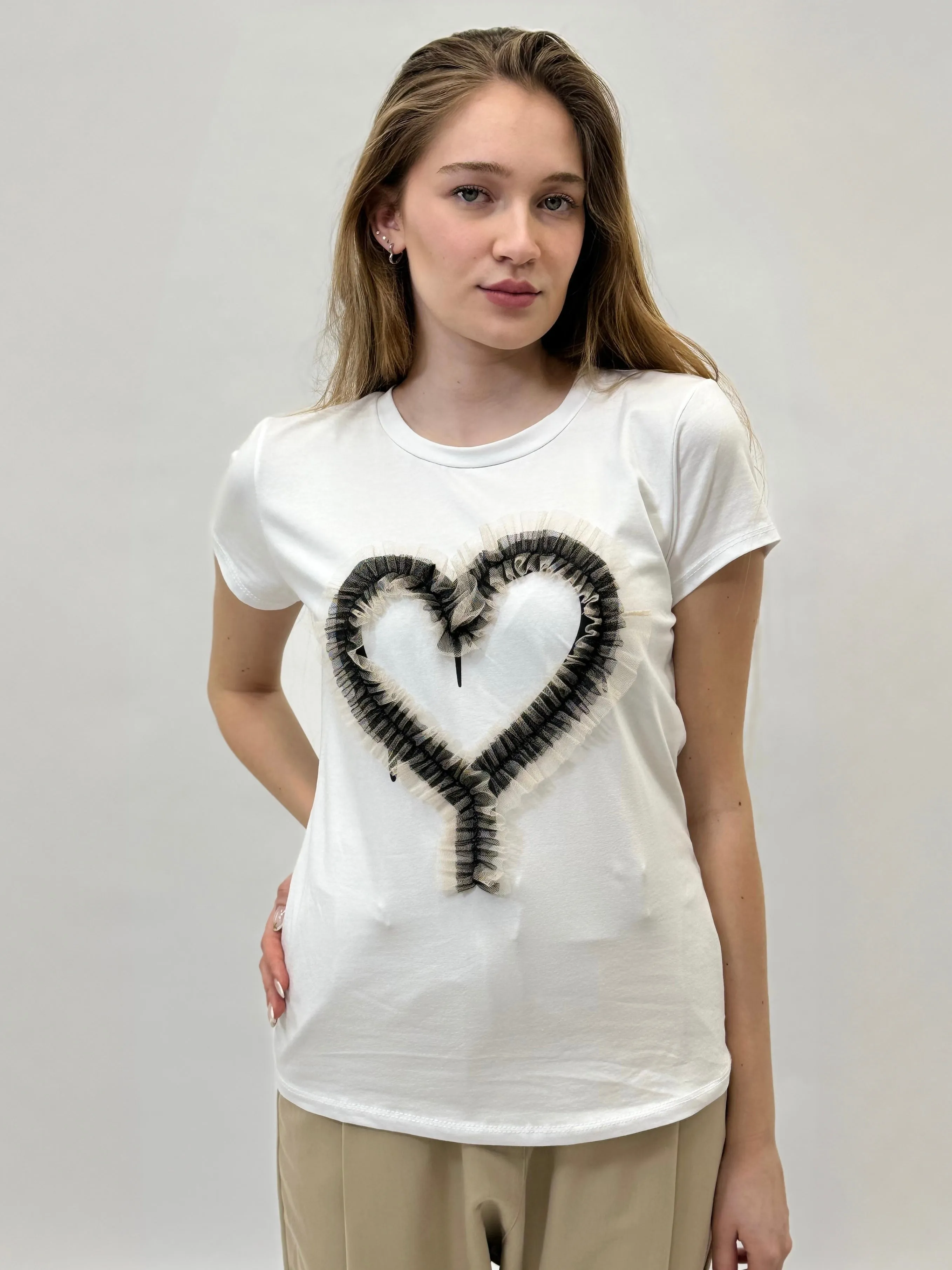 T-shirt con cuore in tulle