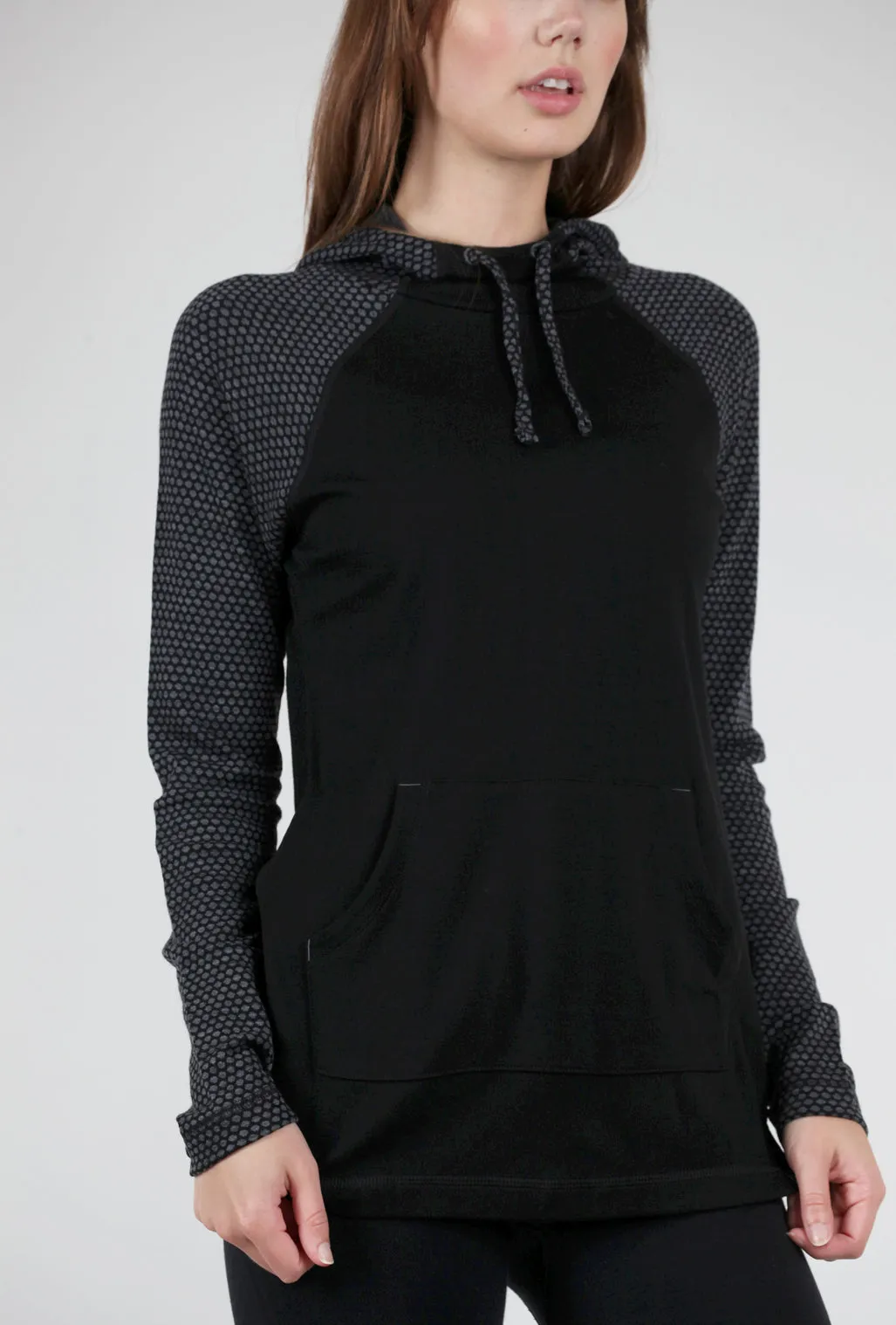 Thermal Drape Hood Base Layer, Black Dot